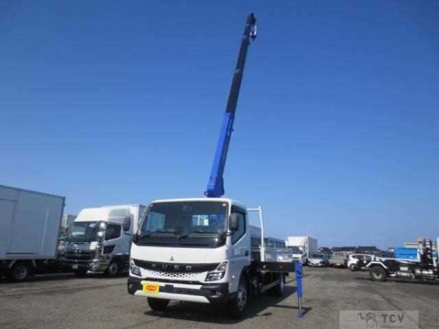 2025 Mitsubishi Canter