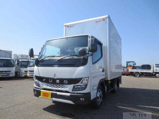2023 Mitsubishi Canter