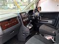2009 Mitsubishi Delica D5