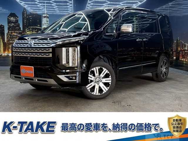 2019 Mitsubishi Delica D5