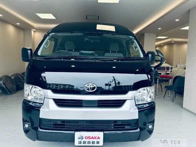 2025 Toyota Hiace Commuter