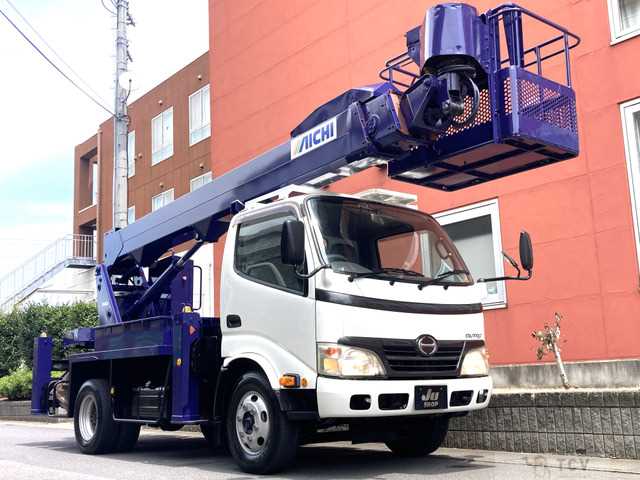 2011 Hino Dutro