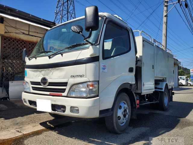 2009 Hino Dutro