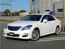 2009 Toyota Crown Hybrid