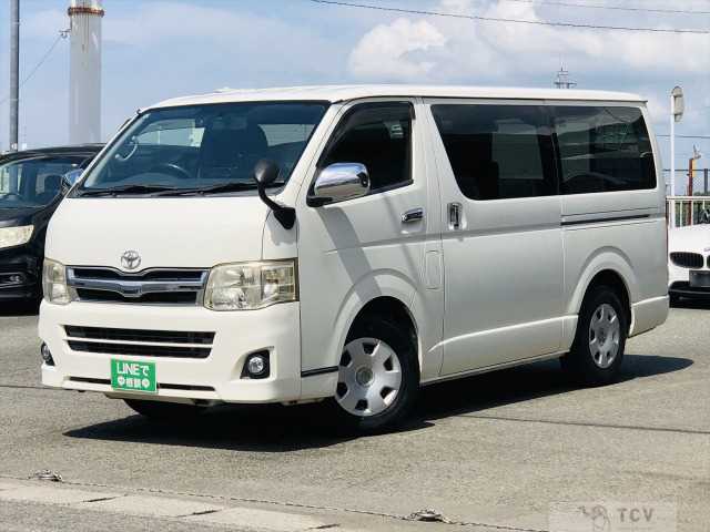 2011 Toyota Regiusace Van
