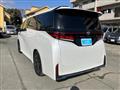 2025 Toyota Vellfire