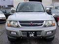 2000 Mitsubishi Pajero