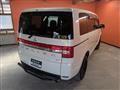 2015 Mitsubishi Delica D5