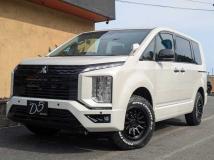 2019 Mitsubishi Delica D5