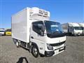 2023 Mitsubishi Canter