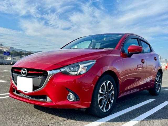 2016 Mazda Demio