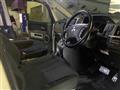 2013 Mitsubishi Delica D5