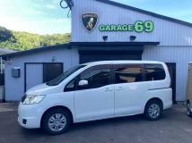 2010 Nissan Serena