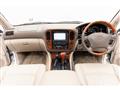 2002 Toyota Land Cruiser Cygnus