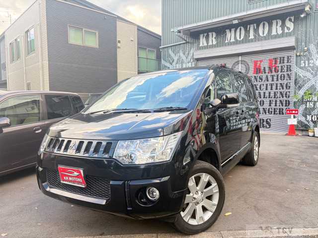 2014 Mitsubishi Delica D5