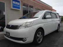 2005 Toyota Isis