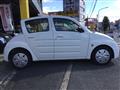 2000 Toyota Will Vi