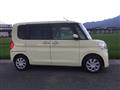 2017 Daihatsu Tanto