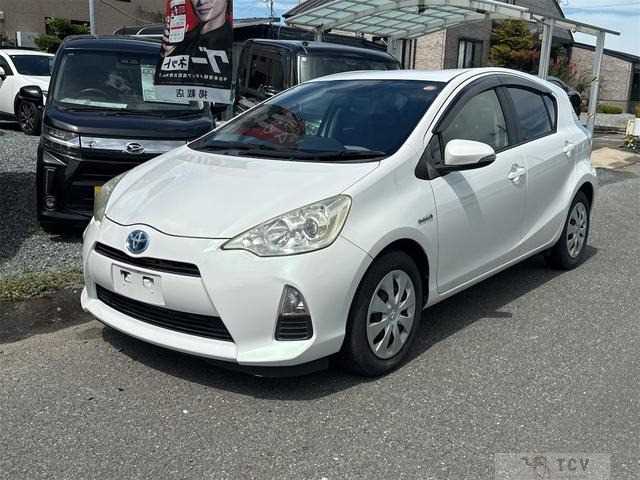 2013 Toyota AQUA