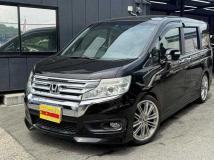 2014 Honda Step WGN