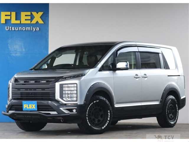 2023 Mitsubishi Delica D5