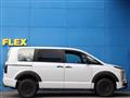 2025 Mitsubishi Delica D5