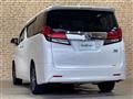 2016 Toyota Alphard Hybrid