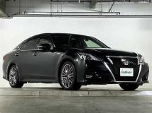 2016 Toyota Crown Hybrid