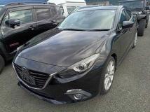 2014 Mazda Axela Sport