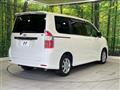 2007 Toyota Noah