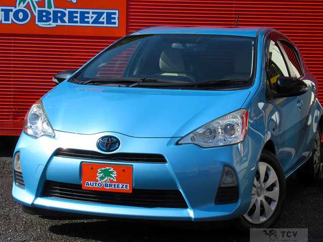 2013 Toyota AQUA