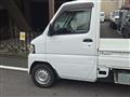 2013 Nissan Clipper Truck
