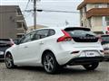 2017 Volvo V40