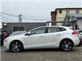 2017 Volvo V40