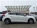 2017 Volvo V40