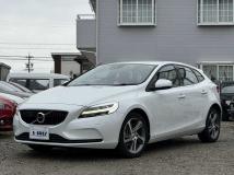 2017 Volvo V40
