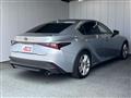 2022 Lexus IS
