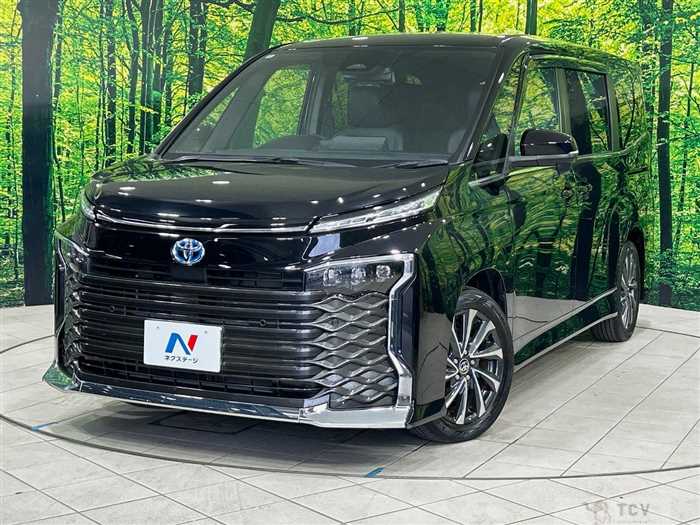 2022 Toyota Voxy