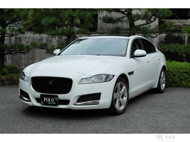 2017 Jaguar XF