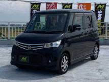 2010 Nissan ROOX