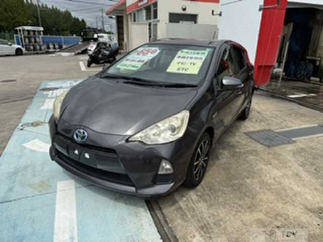 2013 Toyota AQUA