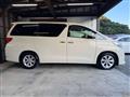 2013 Toyota Alphard G