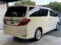 2013 Toyota Alphard G