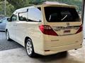 2013 Toyota Alphard G