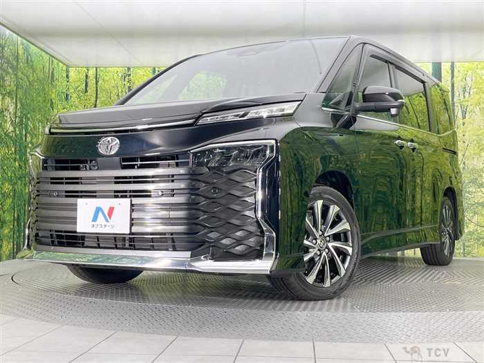 2025 Toyota Voxy
