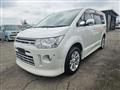 2007 Mitsubishi Delica D5