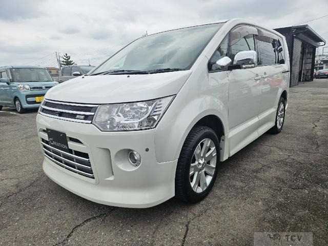 2007 Mitsubishi Delica D5