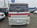 2007 Mitsubishi Delica D5