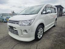 2007 Mitsubishi Delica D5