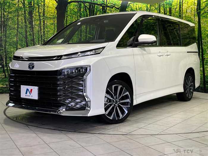 2024 Toyota Voxy
